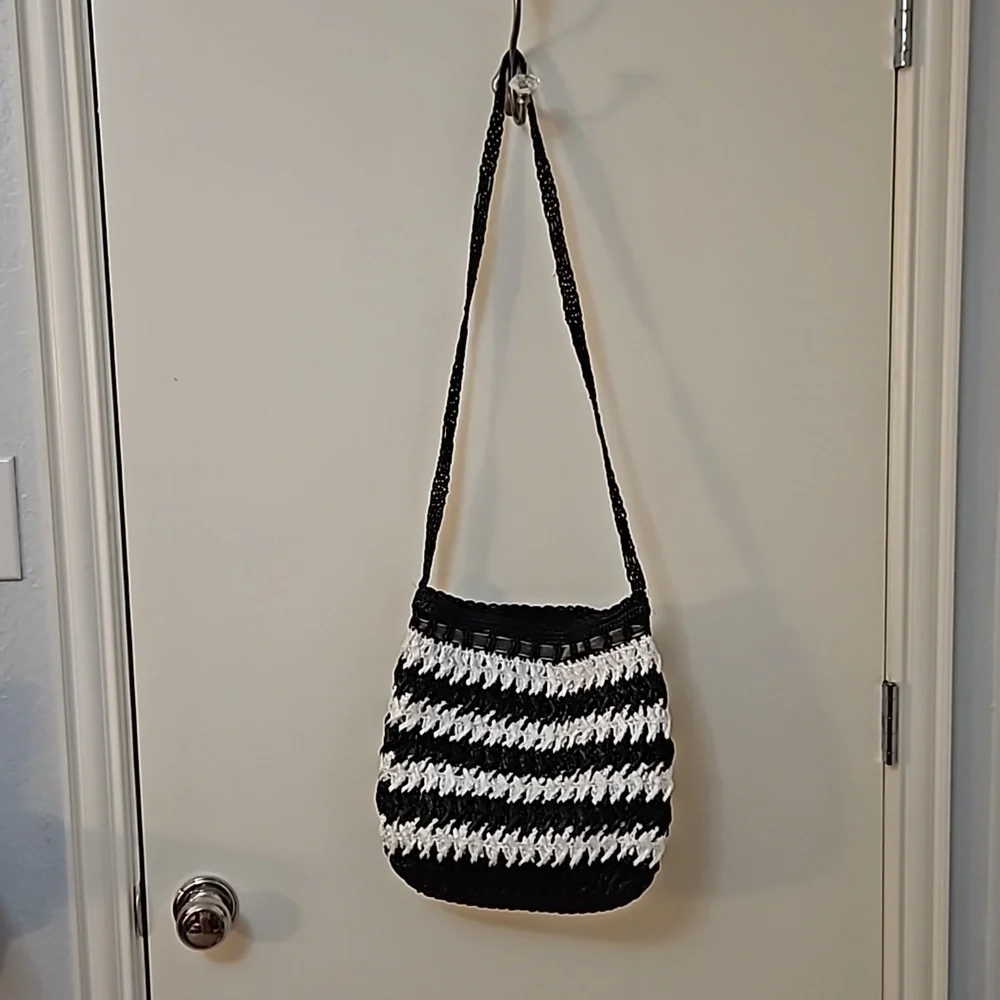 HANDMADE Monochrome Raffia Crochet Cinch Hobo Crossbody Festival Bag